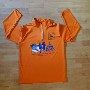 Woman's DC Road Runners Orange Pullover - size small